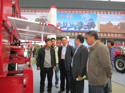 勇猛机械2013全国农机展会受青睐